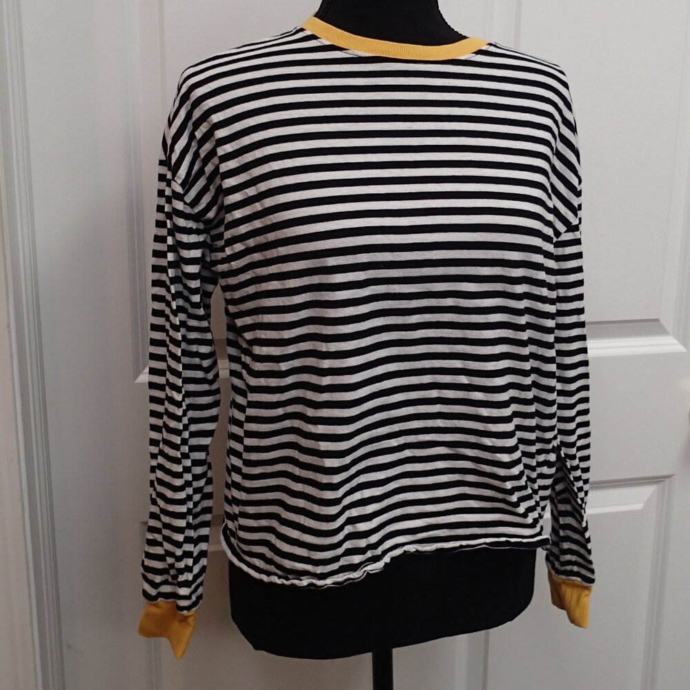 Divided by H&M Strippd Ladies Top Size Small
